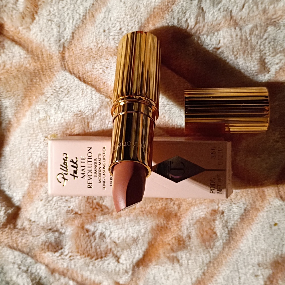 Charlotte Tilbury - MATTE REVOLUTION - PILLOW TALK